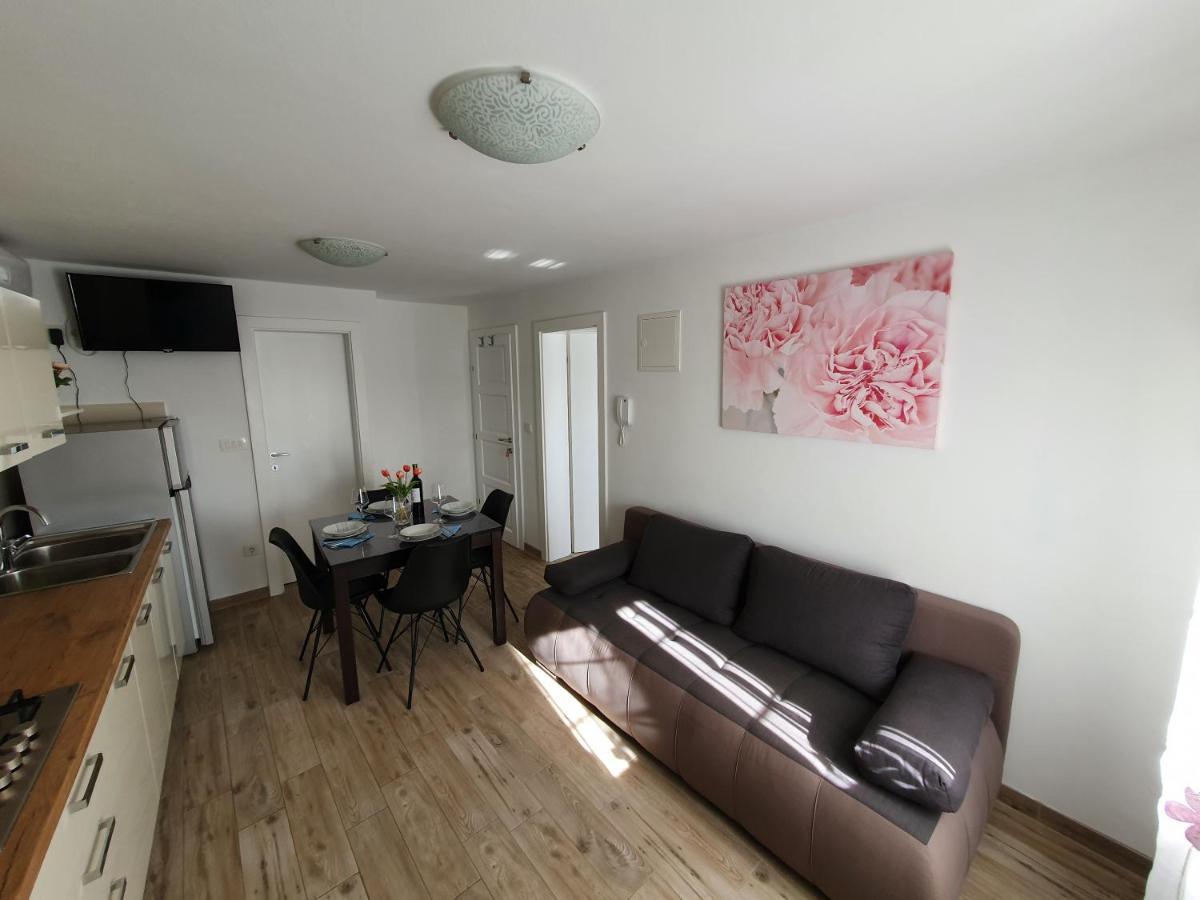 Apartaments Ukic برفيك سيبورين المظهر الخارجي الصورة